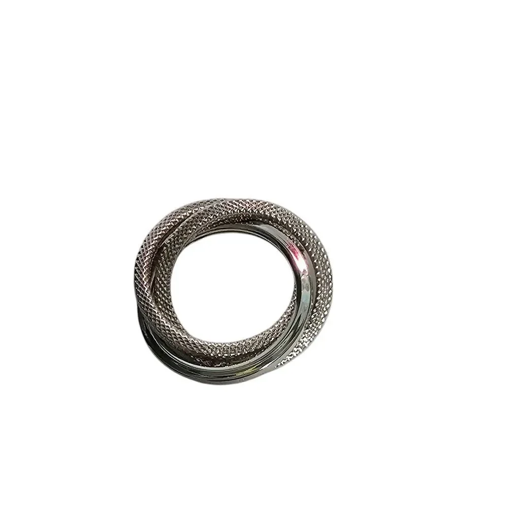 Silver‎ Tone Interlocking Circle Brooch Pin Vintage Style Jewelry